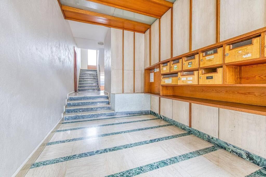 Apartment Centre Grenoble, Charmant, Avec Grenoble